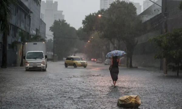A chuva intensa deixa mais de 58 mil imóveis ficam sem luz na Grande SP