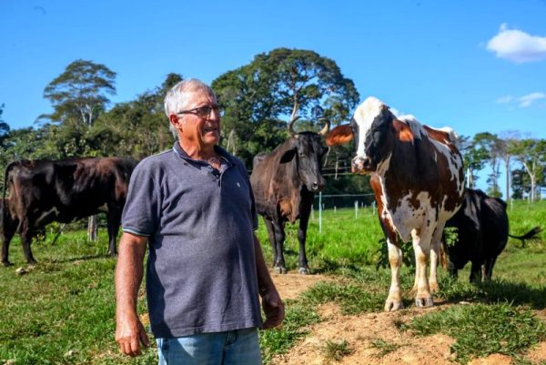 Pecuária leiteira através da história inspiradora de Ademar Eggert