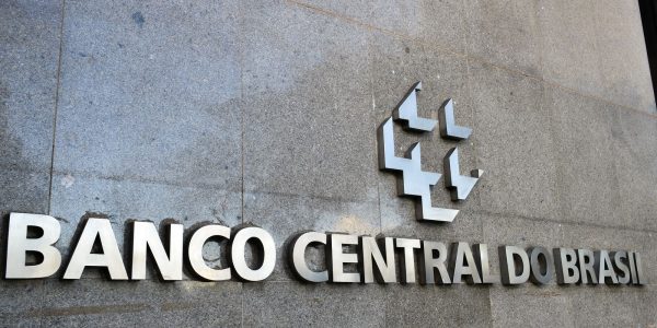 projecoes-do-mercado-para-inflacao,-pib,-selic-e-dolar-ficam-estaveis