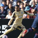 ederson-se-machuca-e-john,-ex-botafogo,-e-convocado-para-amistosos