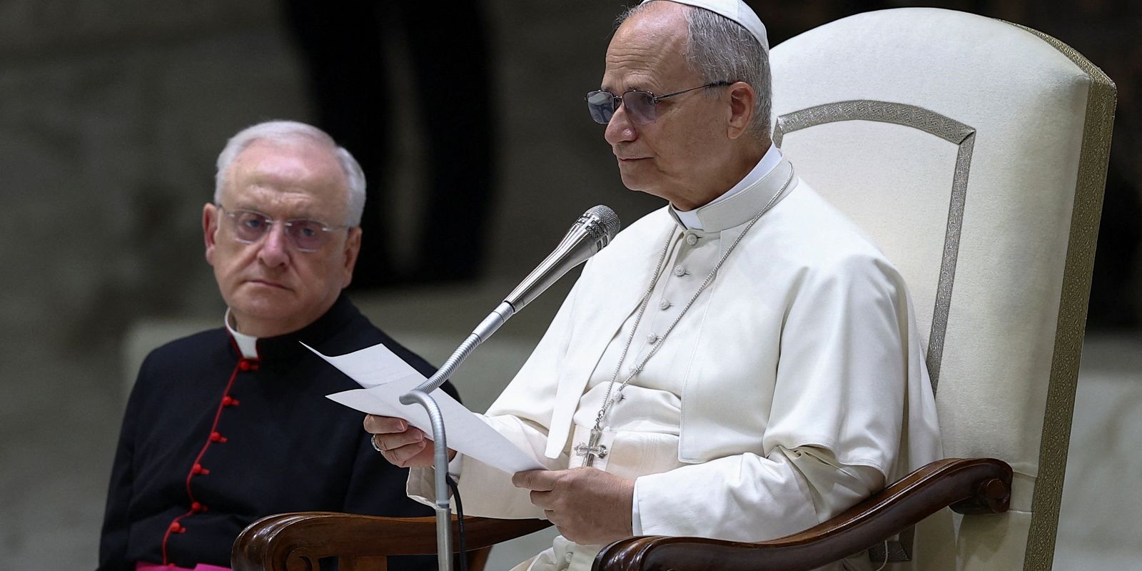 papa-leao-faz-1a-reuniao-com-sobreviventes-de-abuso-sexual-na-igreja
