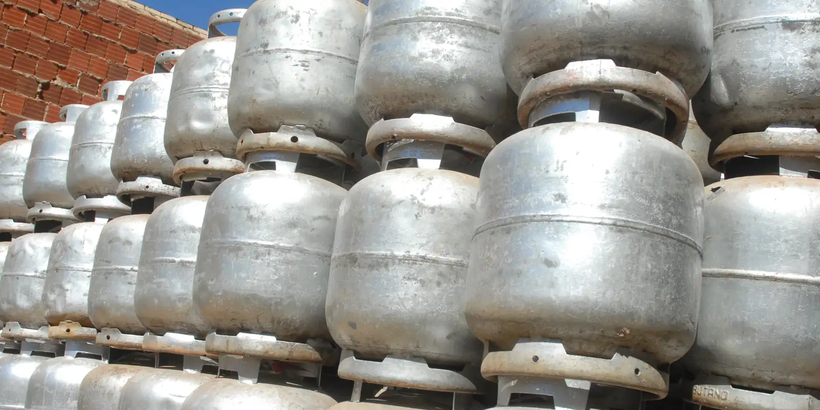 beneficiarios-com-nis-final-6-recebem-auxilio-gas