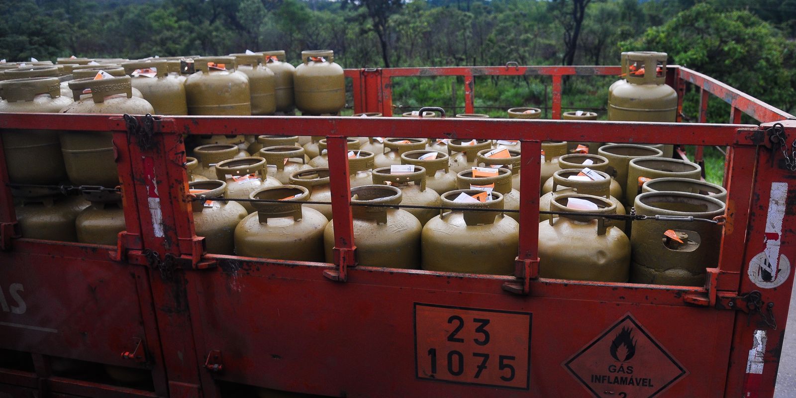 beneficiarios-com-nis-final-8-recebem-auxilio-gas-nesta-quarta-feira