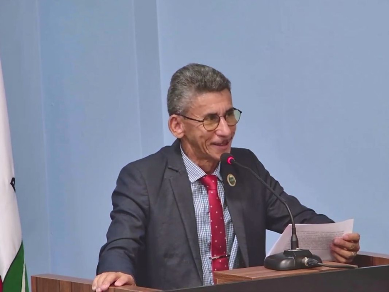 Presidente José Ferreira Alves (PL) rebate críticas e reforça responsabilidade das comissões no trâmite de projeto