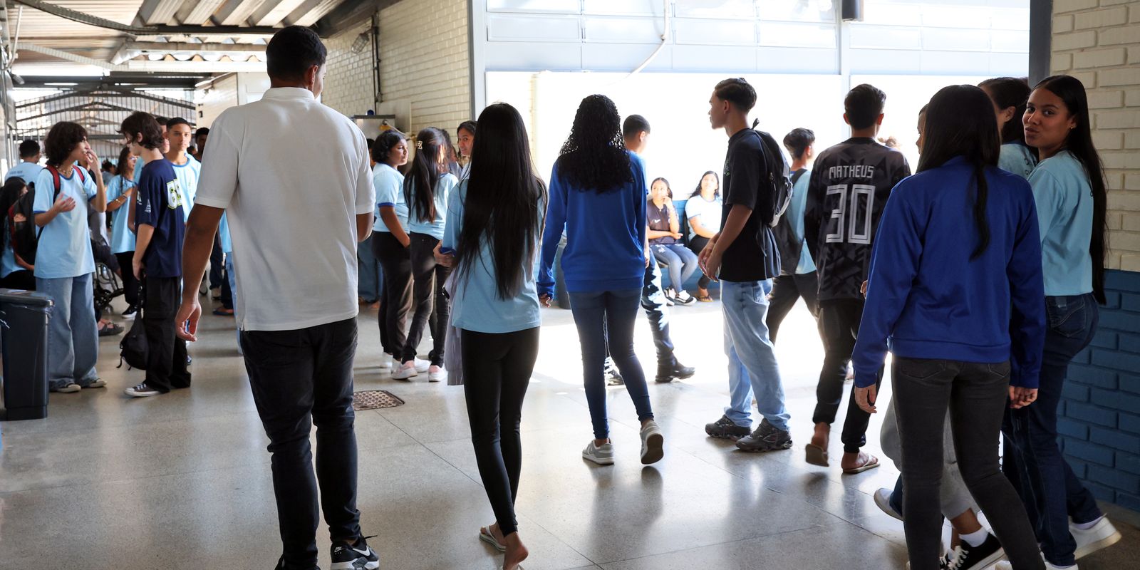 estudantes-do-pe-de-meia-podem-escolher-como-investir-beneficio