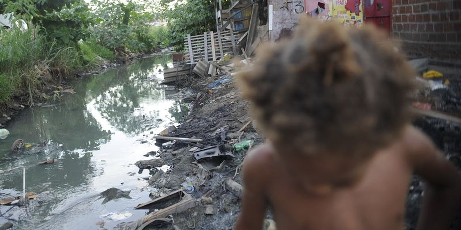 unicef:-mais-de-400-milhoes-de-crianca-vivem-em-privacao-severa