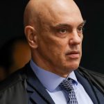 em-decisao,-moraes-cita-“eventual-tentativa-de-fuga”-de-bolsonaro
