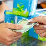 beneficiarias-recebem-mensagens-sobre-retirada-de-absorventes-no-sus