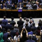 camara-retoma-trabalhos-apos-retirada-a-forca-de-braga
