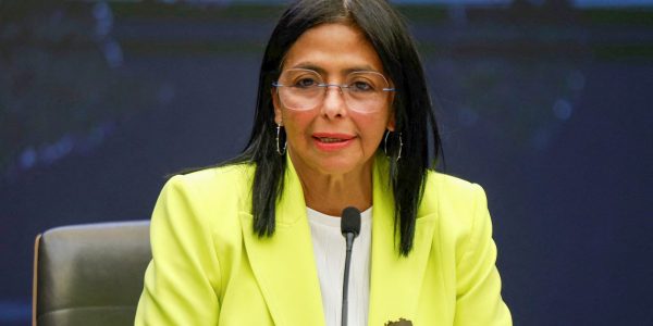 vice-presidente-da-venezuela-exige-dos-eua-prova-de-vida-de-maduro