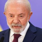 lula-diz-que-salario-minimo-e-baixo,-mas-aponta-importancia-de-direito