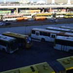 dezenas-de-onibus-de-uma-mesma-empresa-urbana-sao-apedrejados-no-df