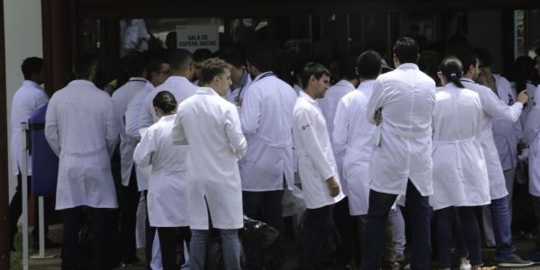 ebserh esta-com-inscricoes-abertas-ate-30-de-janeiro-para-area-medica