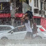 df-e-10-estados-tem-alerta-laranja-de-chuva-neste-sabado