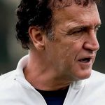 santos-anuncia-cuca-como-novo-tecnico,-horas-apos-demitir-vojvoda