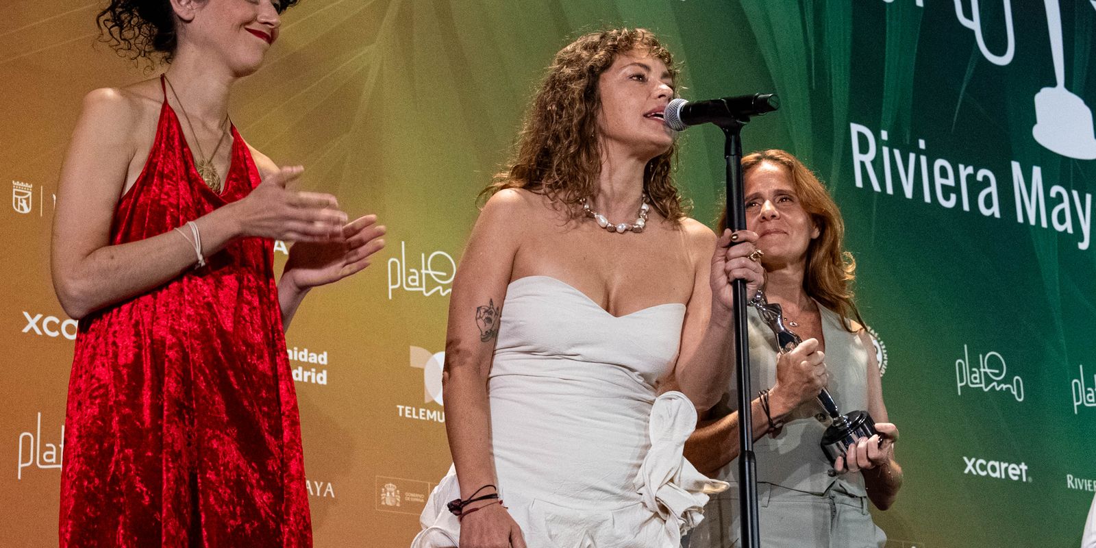 dolores-fonzi-concorre-a-premio-de-cinema-com-luta-pelo-aborto-legal