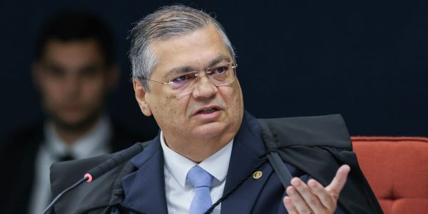 dino-manda-tse-analisar-possivel-uso-de-emendas-em-campanha-eleitoral