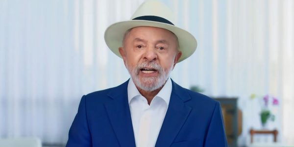 “e-um-caso-de-policia”,-diz-lula-sobre-relacao-entre-flavio-e-vorcaro