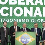 “brasil-nao-abaixa-a-cabeca”,-diz-durigan-ao-defender-soberania-e-pix