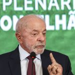 governo-estuda-devolucao-de-celular-roubado-nos-correios,-diz-lula