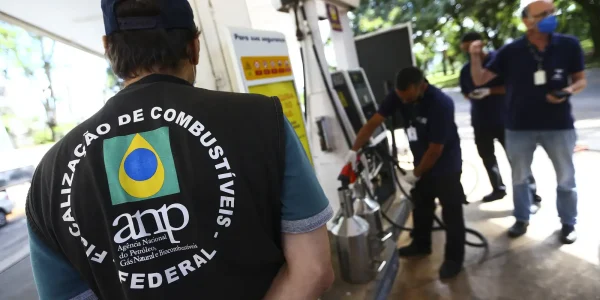 em-tres-meses,-anp-fez-21-autuacoes-por-preco-abusivo-de-combustivel