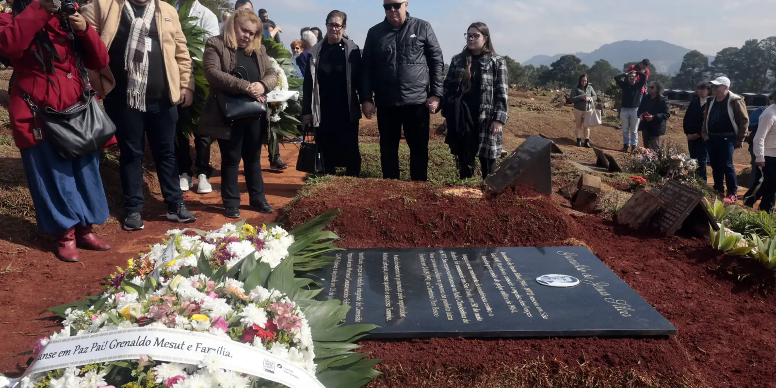 restos-mortais-de-grenaldo-silva,-morto-pela-ditadura,-sao-sepultados