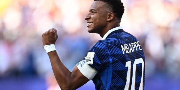 futebol,-politica-e-personagens-improvaveis:-a-copa-do-mundo-ate-agora