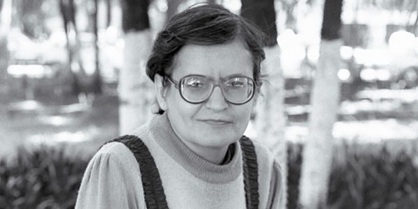 orides-fontela:-a-radicalidade-de-uma-vida-dedicada-a-poesia