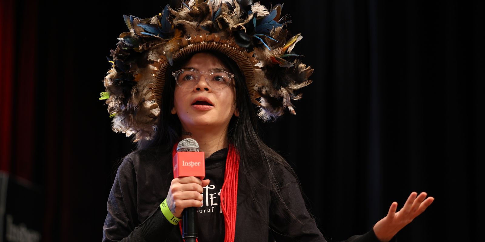 representacao-indigena-vai-alem-de-candidatos-eleitos,-diz-cineasta 